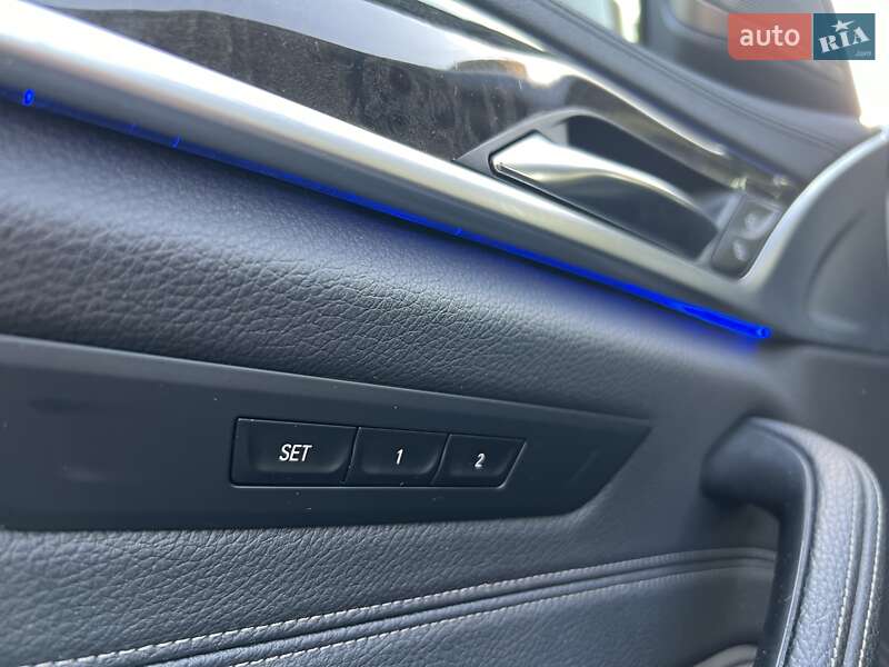 Седан BMW 5 Series 2018 в Днепре