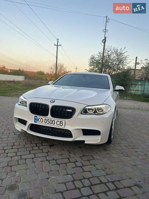 Седан BMW 5 Series 2014 в Тересве
