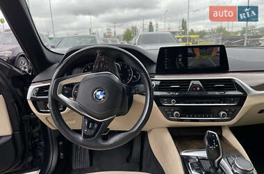 Седан BMW 5 Series 2019 в Львове