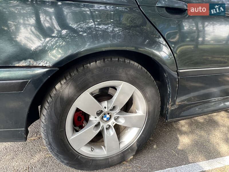 Седан BMW 5 Series 1996 в Броварах