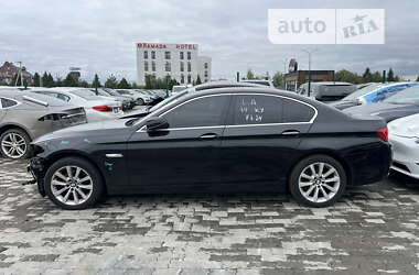 Седан BMW 5 Series 2012 в Львові