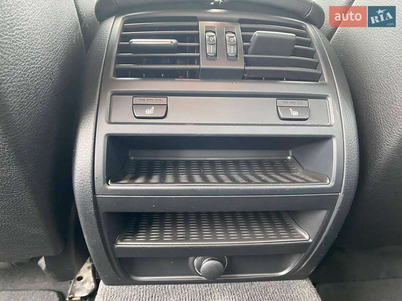 Седан BMW 5 Series 2013 в Львове