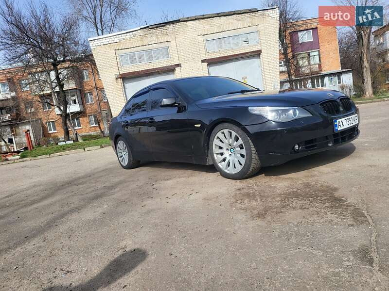Седан BMW 5 Series 2004 в Харькове