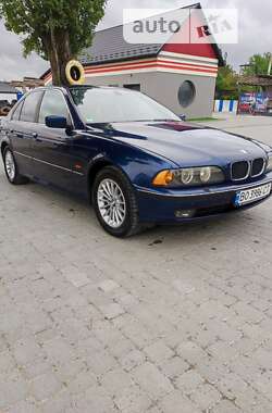 Седан BMW 5 Series 2000 в Киеве