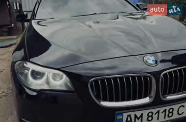 Седан BMW 5 Series 2015 в Житомирі