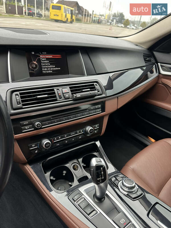 Седан BMW 5 Series 2016 в Киеве