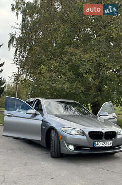 Седан BMW 5 Series 2011 в Дубні