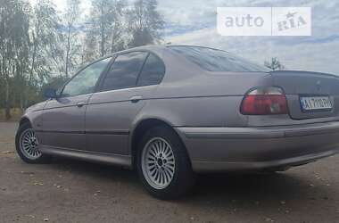 Седан BMW 5 Series 1996 в Іванкові