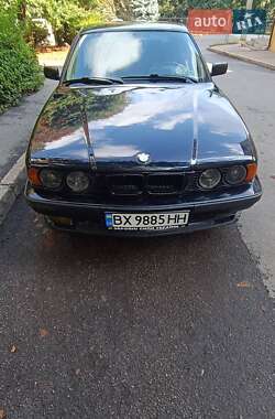 Седан BMW 5 Series 1995 в Хмельницком