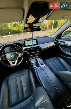 Седан BMW 5 Series 2019 в 