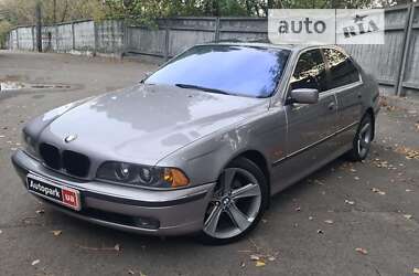 Седан BMW 5 Series 1997 в Киеве