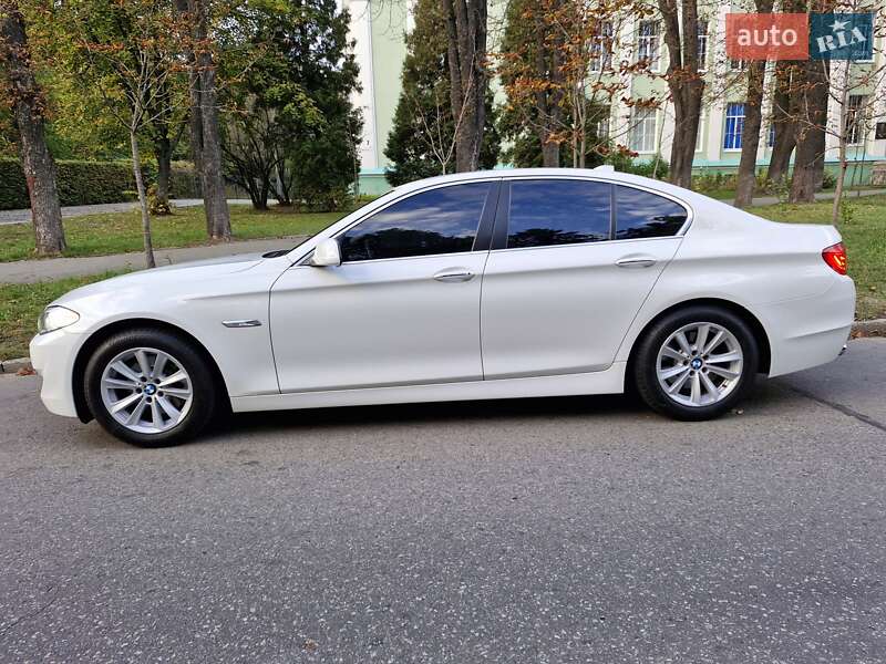 Седан BMW 5 Series 2012 в Киеве