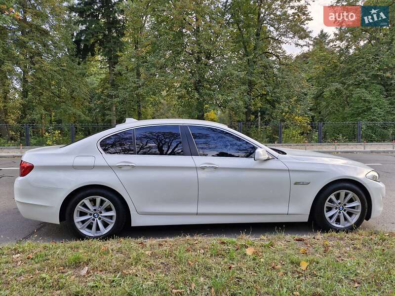 Седан BMW 5 Series 2012 в Киеве