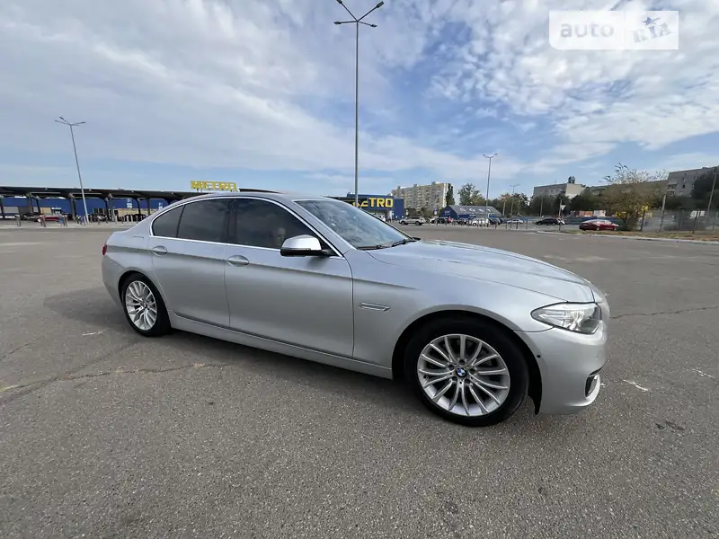 BMW 5 Series 2014 VIN WBA5A7C55ED619922 фото оголошення 13 з 98