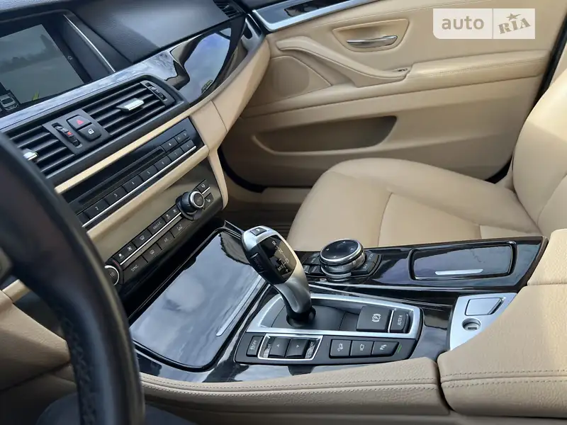 BMW 5 Series 2014 VIN WBA5A7C55ED619922 фото оголошення 39 з 98
