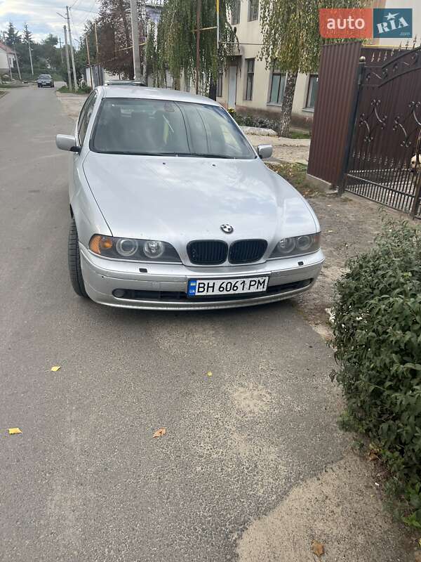 Седан BMW 5 Series 2001 в Балте