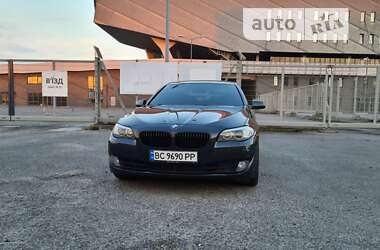 Седан BMW 5 Series 2013 в Львове