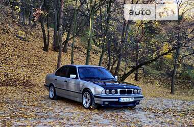 Седан BMW 5 Series 1995 в Черкасах