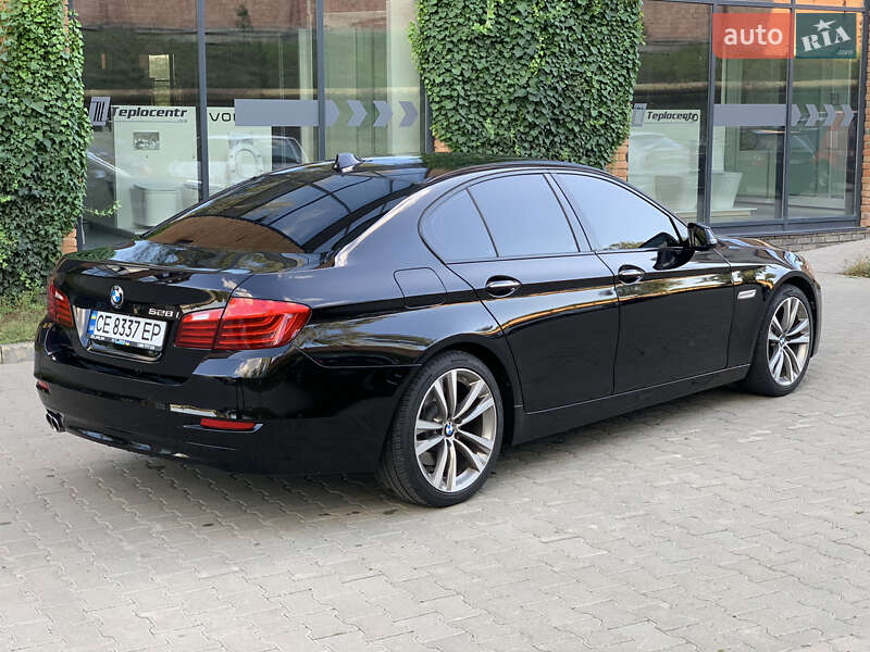 Седан BMW 5 Series 2016 в Чернівцях