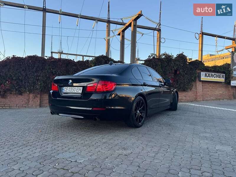 Седан BMW 5 Series 2010 в Черновцах