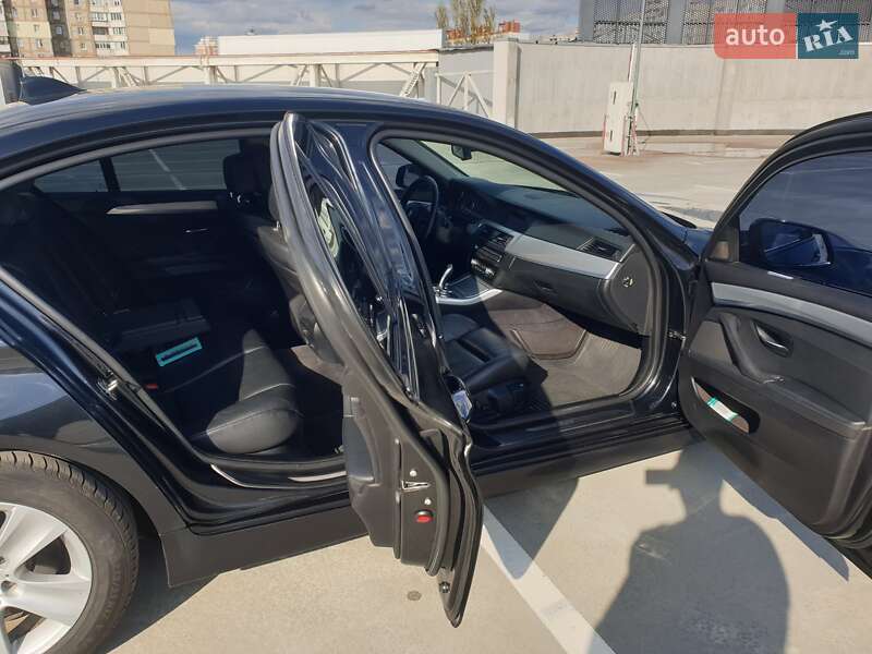 Седан BMW 5 Series 2010 в Киеве