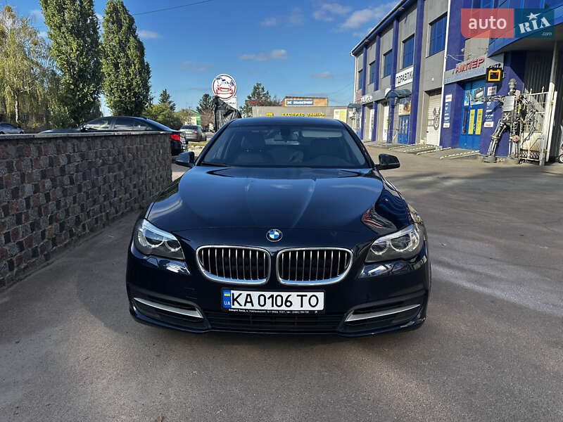 Седан BMW 5 Series 2015 в Києві