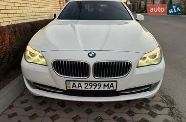 Седан BMW 5 Series 2012 в 