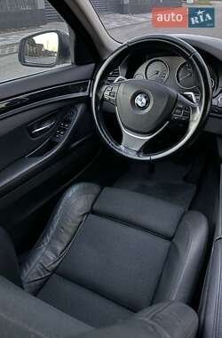 Седан BMW 5 Series 2012 в 