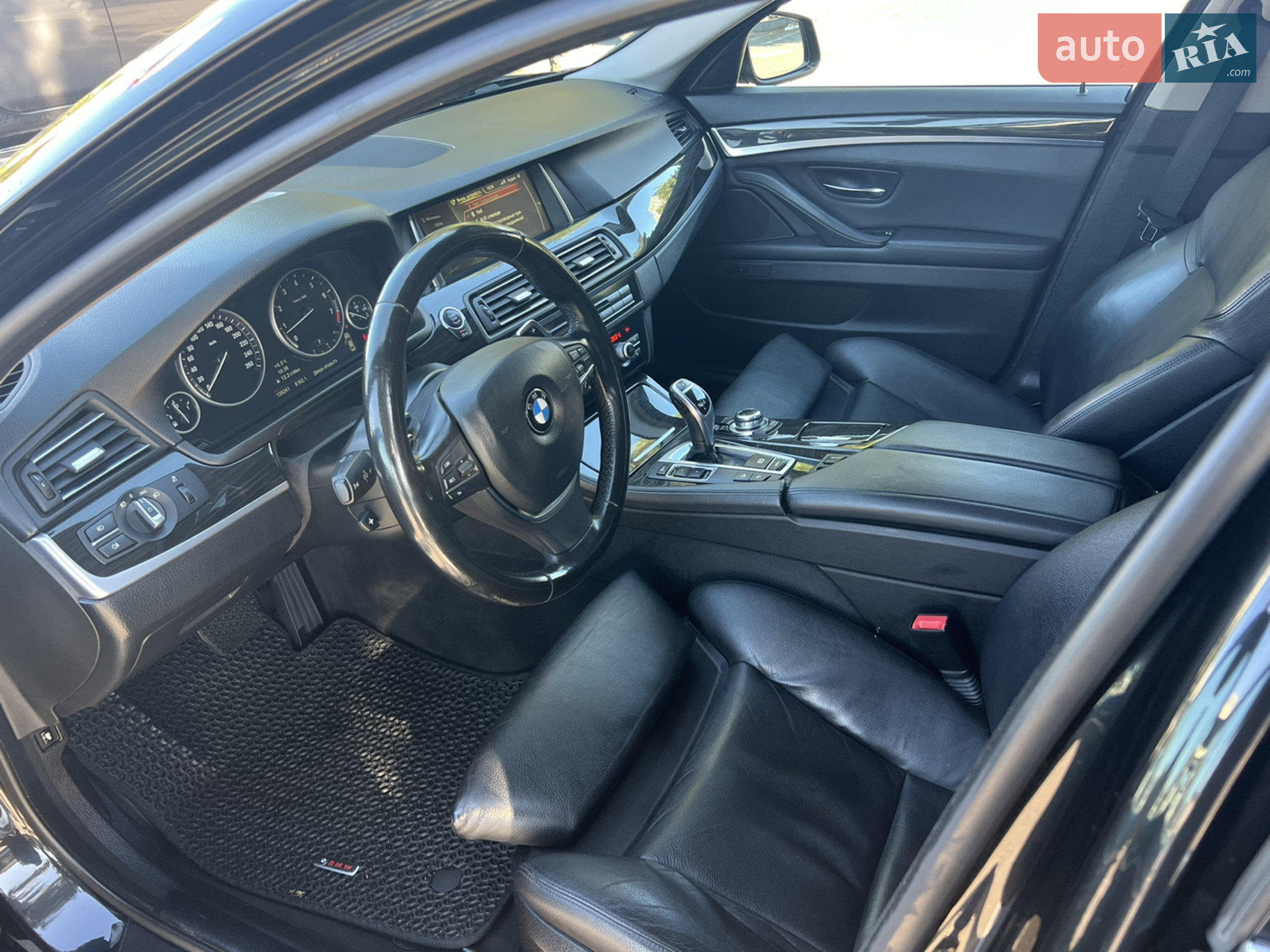2012 BMW 5er - мініатюра 8