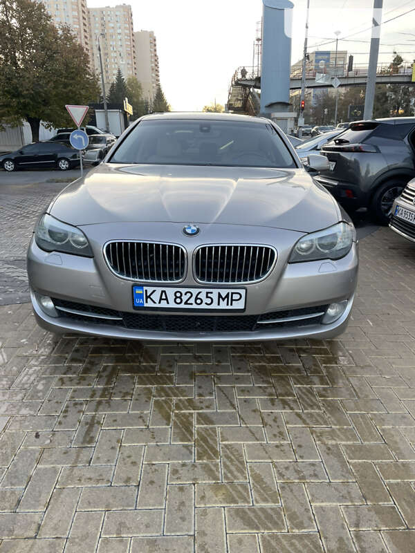 Седан BMW 5 Series 2012 в Києві