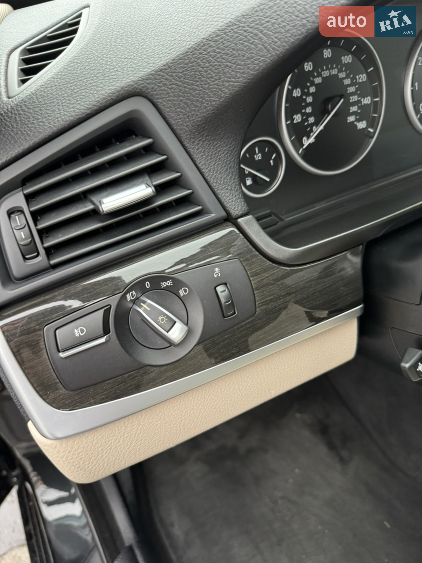 2011 BMW 5er - мініатюра 15