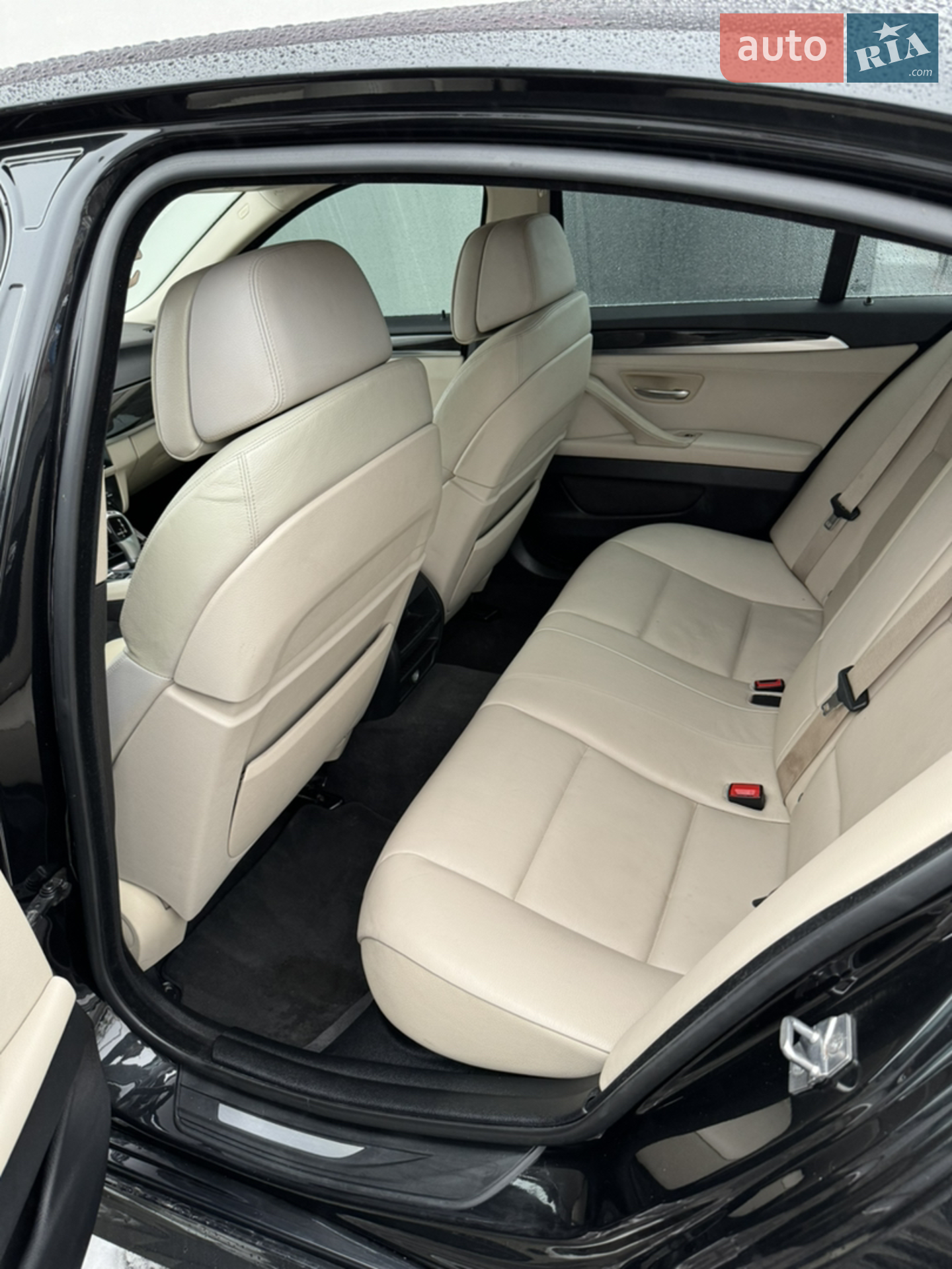 2011 BMW 5er - мініатюра 17