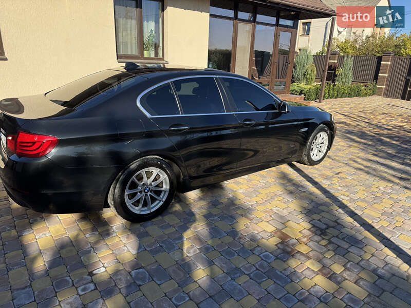 Седан BMW 5 Series 2012 в Полтаве
