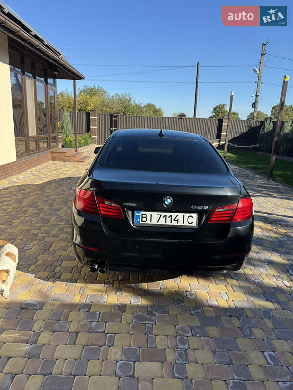 Седан BMW 5 Series 2012 в Полтаве