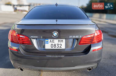 Седан BMW 5 Series 2013 в 