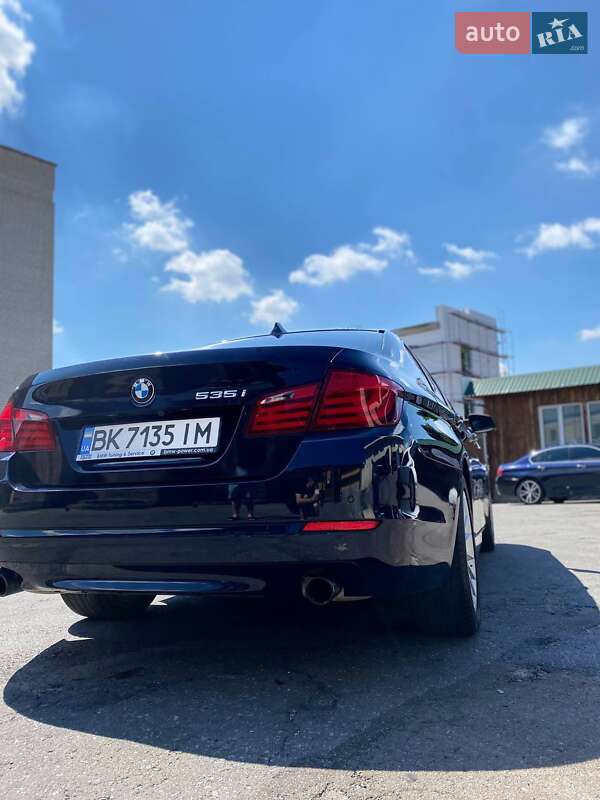 Седан BMW 5 Series 2012 в Рівному