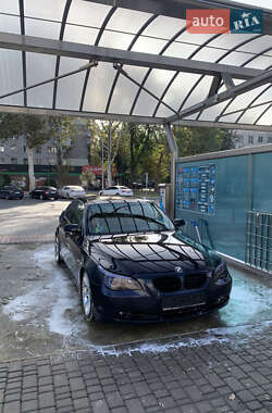 Седан BMW 5 Series 2003 в Кривом Роге