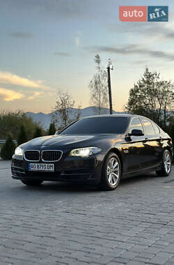 Седан BMW 5 Series 2014 в Тячеві