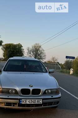 Седан BMW 5 Series 1997 в Кривом Роге