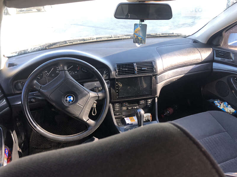 Седан BMW 5 Series 1998 в Рожнятове