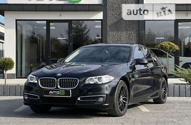 Седан BMW 5 Series 2015 в Ужгороде