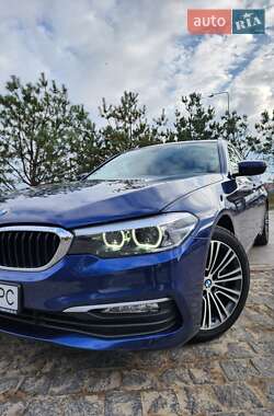 Универсал BMW 5 Series 2018 в 