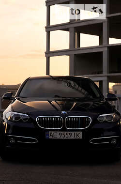 Седан BMW 5 Series 2015 в Днепре