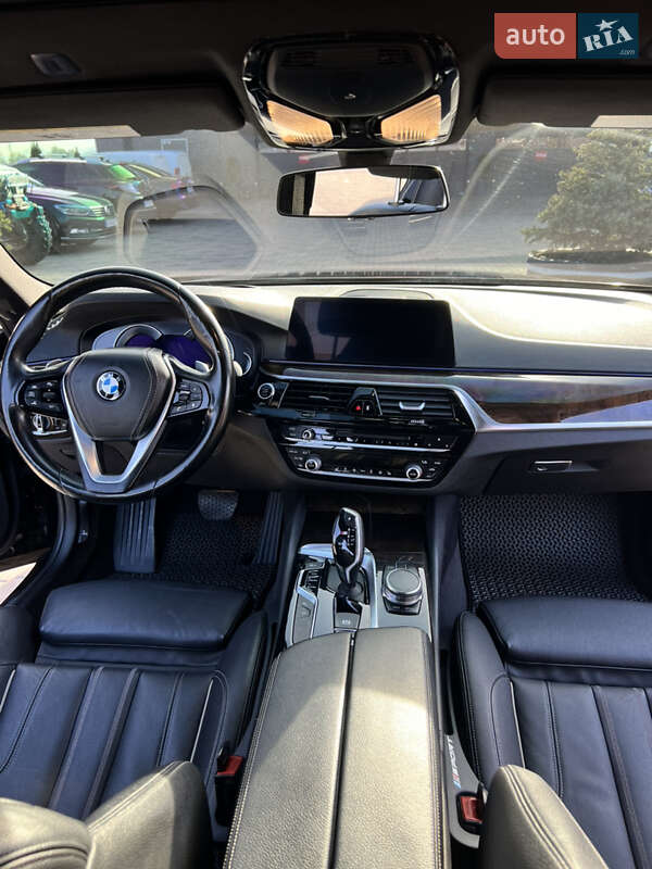 Седан BMW 5 Series 2017 в Хусте фото 11 Седан BMW 5 Series 2017 в Хусте