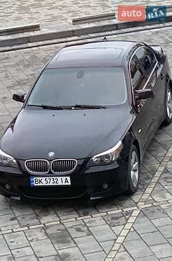 Седан BMW 5 Series 2006 в Рокитному