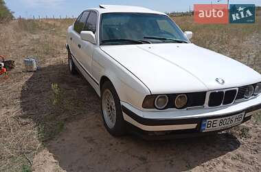 Седан BMW 5 Series 1992 в Николаеве