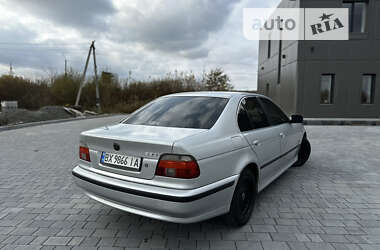 Седан BMW 5 Series 2000 в 