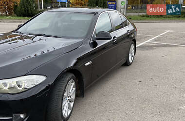 Седан BMW 5 Series 2012 в 