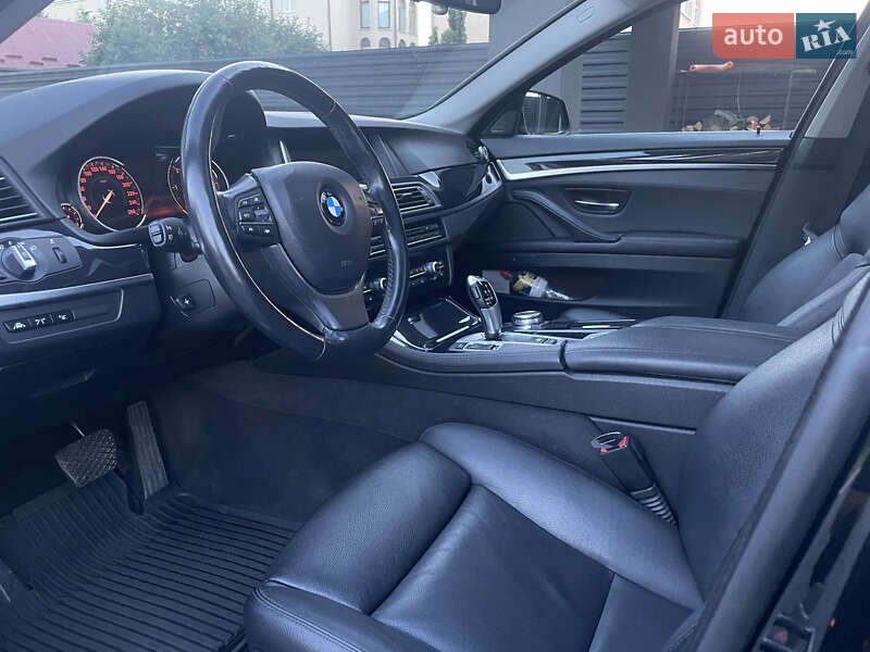 Седан BMW 5 Series 2015 в Тернополе
