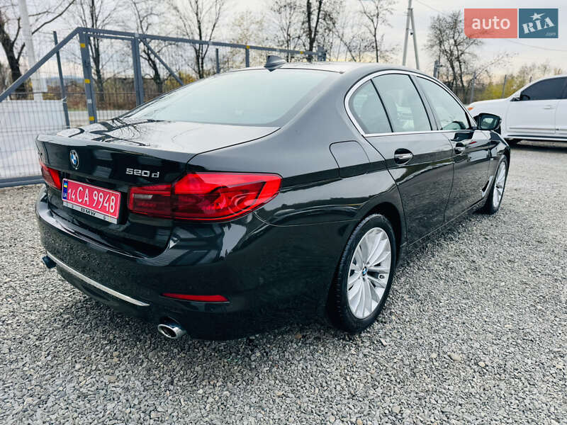 Седан BMW 5 Series 2018 в Іршаві